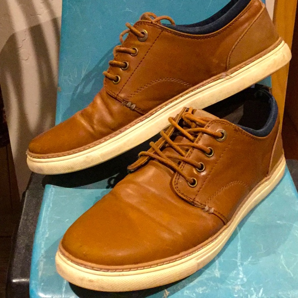 Denver Hayes leather boat shoes